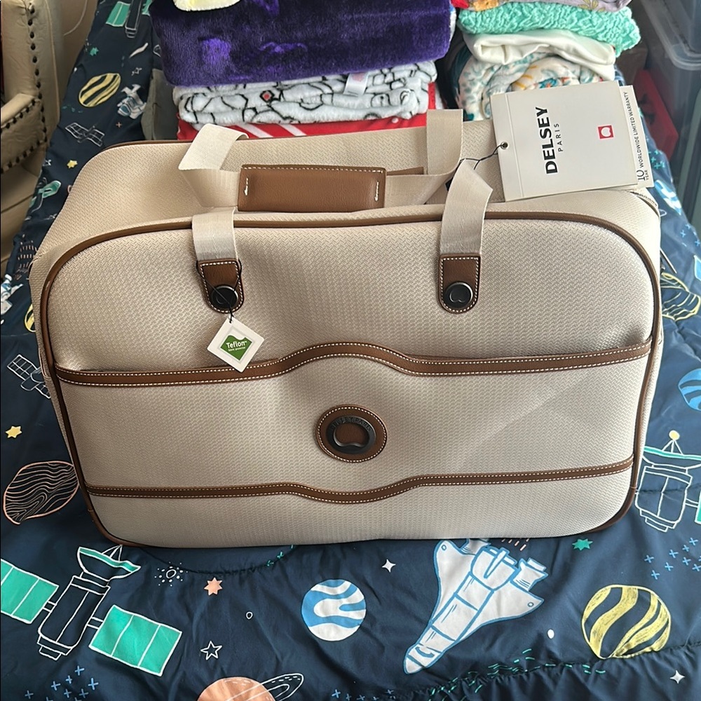 Delsey Paris Charlet Air Soft